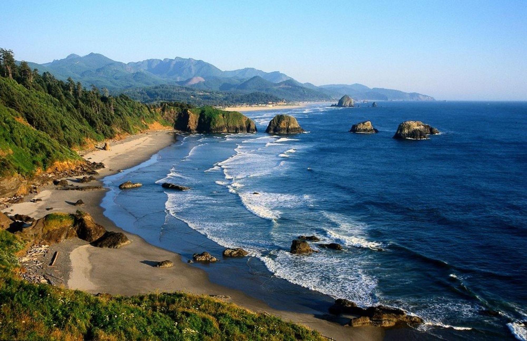 Ecola Creek Lodge キャノンビーチ エクステリア 写真