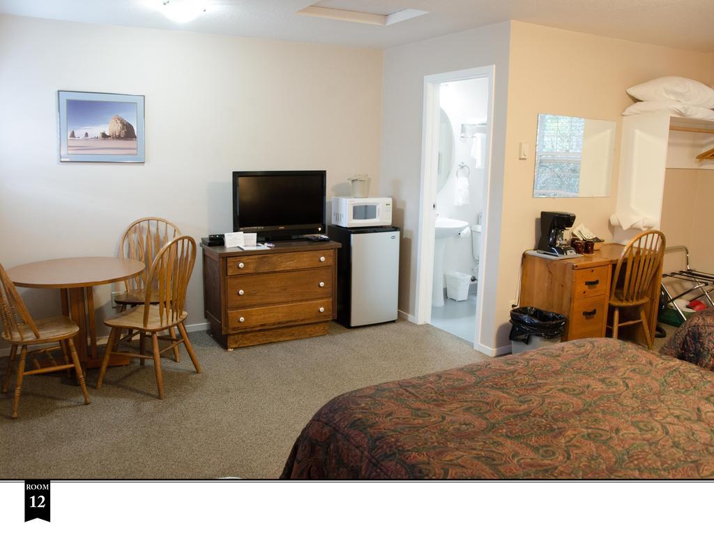 Ecola Creek Lodge キャノンビーチ エクステリア 写真