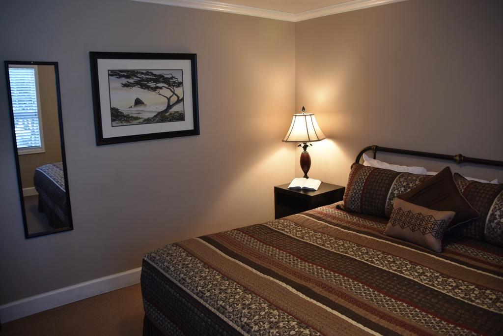 Ecola Creek Lodge キャノンビーチ エクステリア 写真